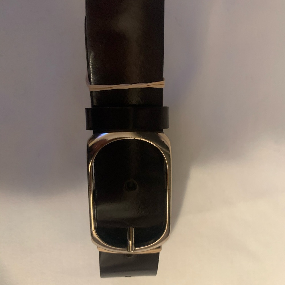 Banana Republic Women’s 1.25” Wide Brown leather Belt Sz 32" to 36" waist NEW